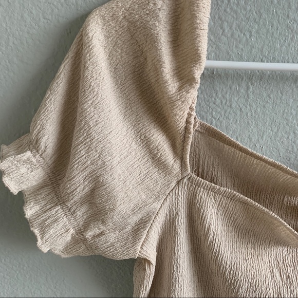 H&M blouse - Picture 2 of 3